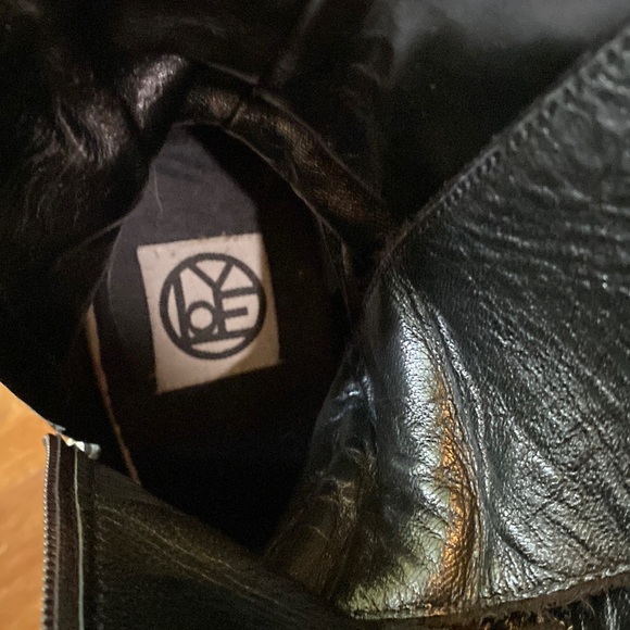 Beautiful Black Italian leather Vera Gomma boots EU 40 US 10.5 laces and zipper - Picture 2 of 11